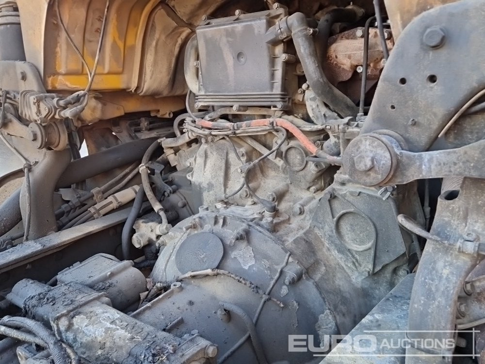 Camión chasis 2008 Scania P380: foto 16