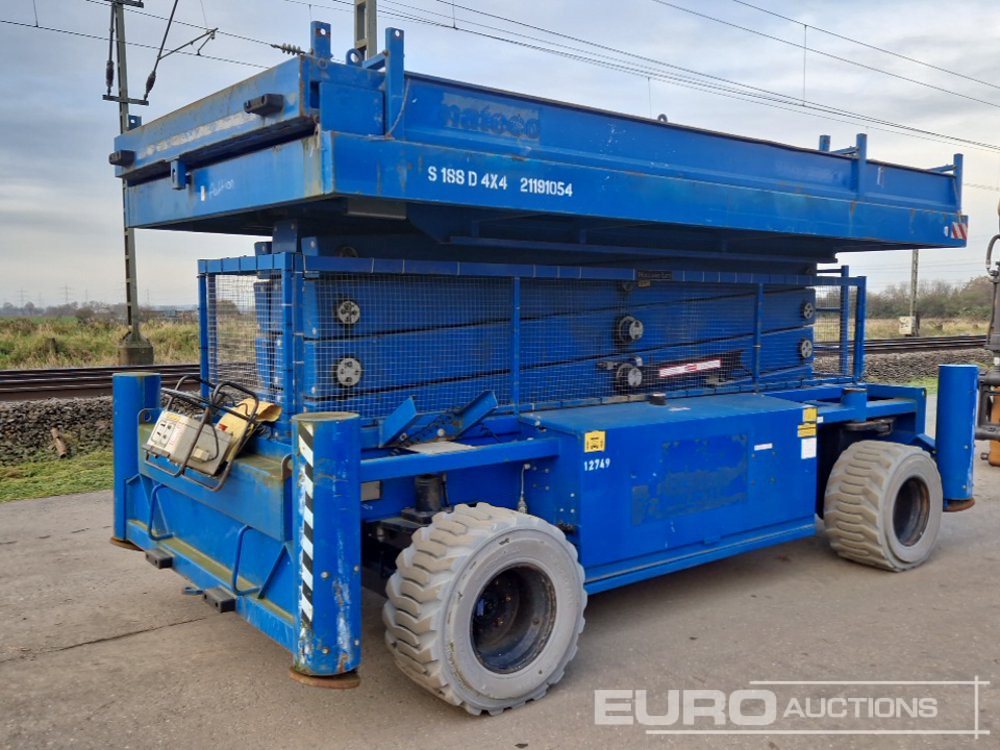 2011 Holland Lift B165DL 25/4WD/PN - Plataforma elevadora: foto 1 2011 Holland Lift B165DL 25/4WD/PN - Plataforma elevadora: foto 1
