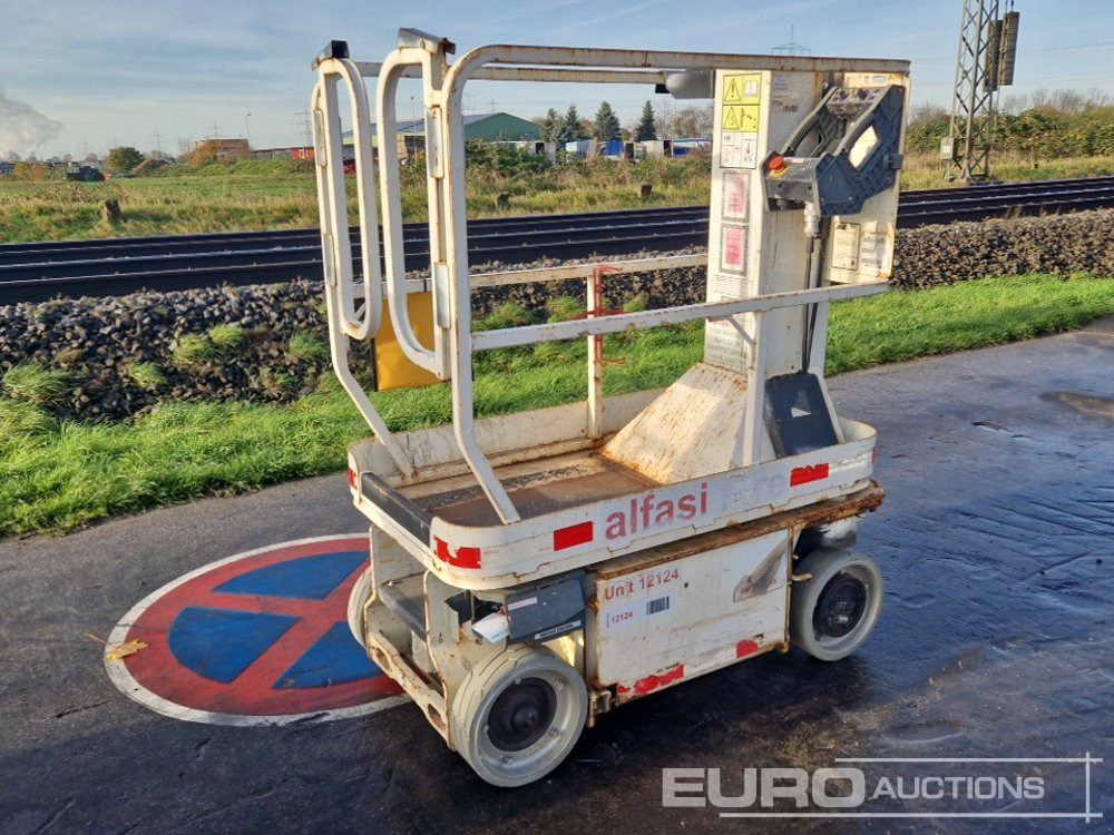 2013 JLG 1230ES - Plataforma de mástil vertical: foto 1 2013 JLG 1230ES - Plataforma de mástil vertical: foto 1