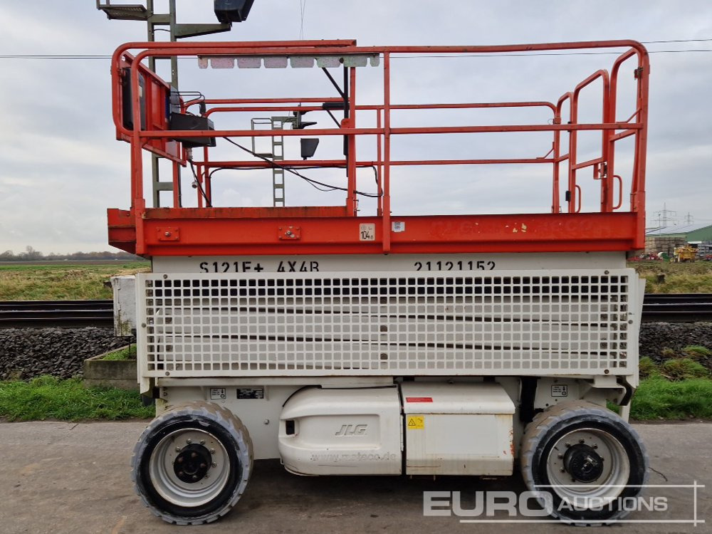 2013 JLG M3369LE - Plataforma elevadora: foto 2 2013 JLG M3369LE - Plataforma elevadora: foto 2