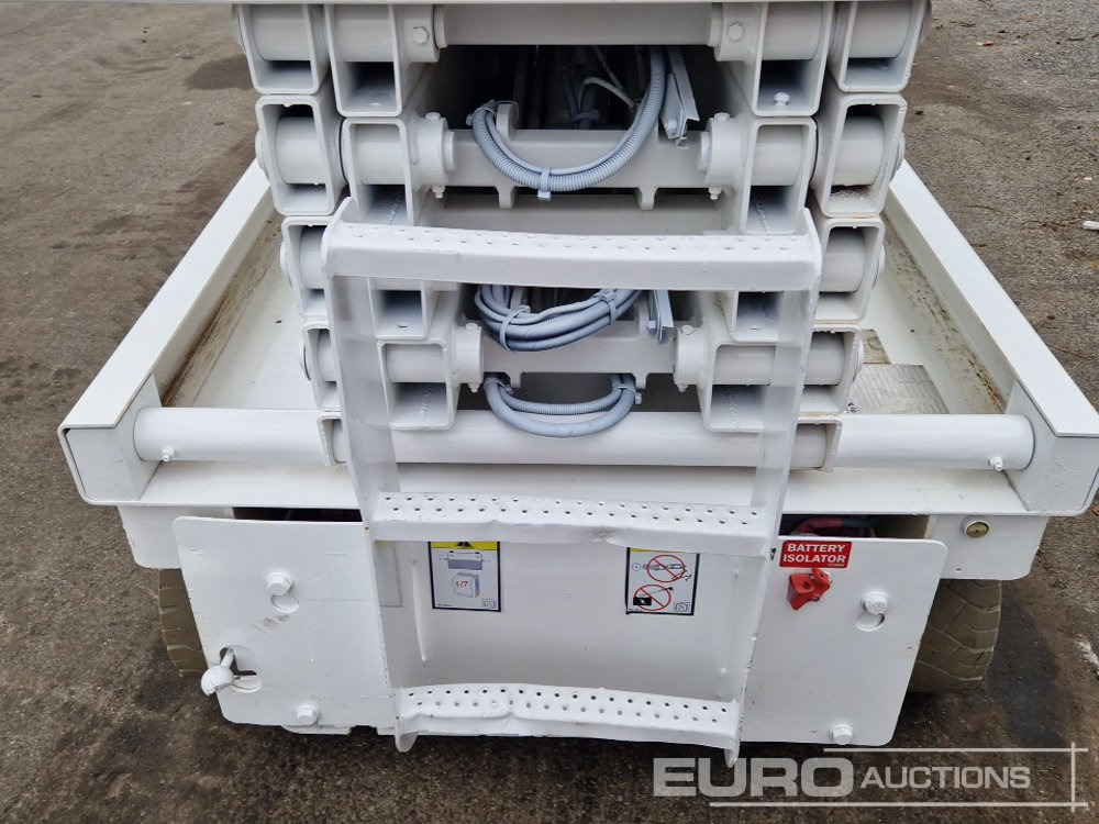 Plataforma elevadora 2014 Haulotte Compact 12: foto 14 Plataforma elevadora 2014 Haulotte Compact 12: foto 14