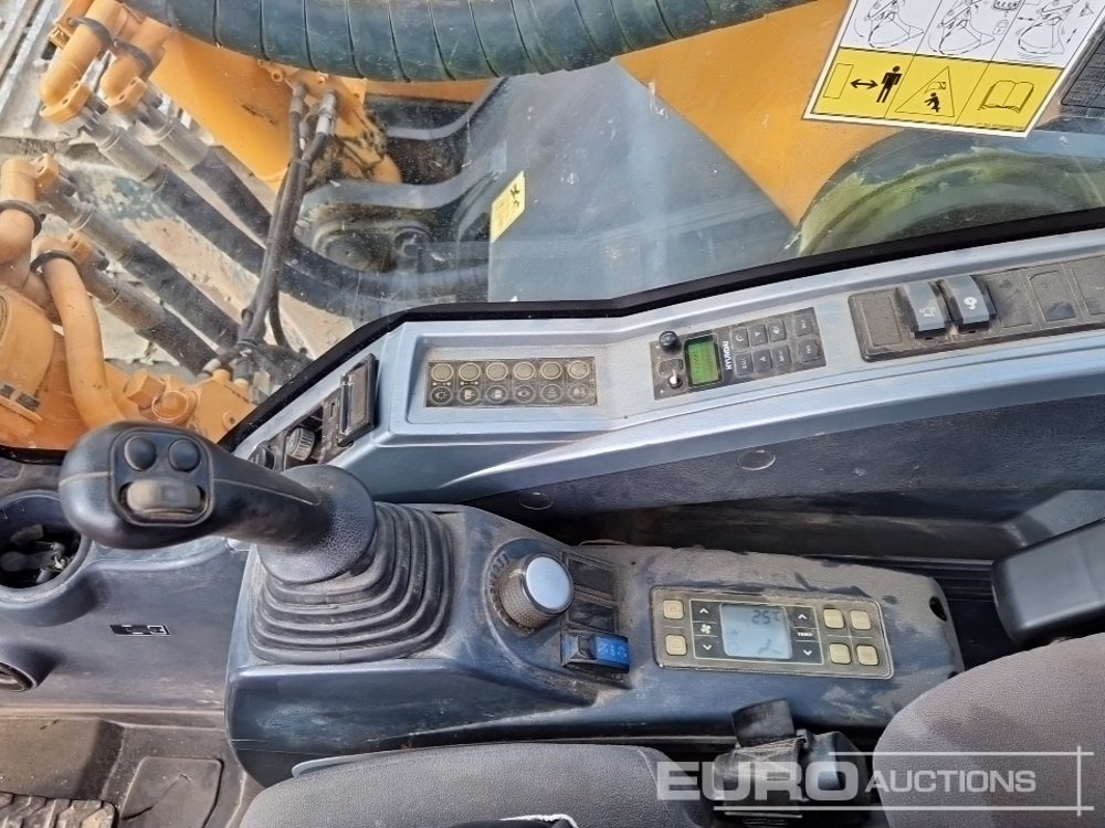 Excavadora de cadenas 2014 Hyundai R330LC-9A: foto 40