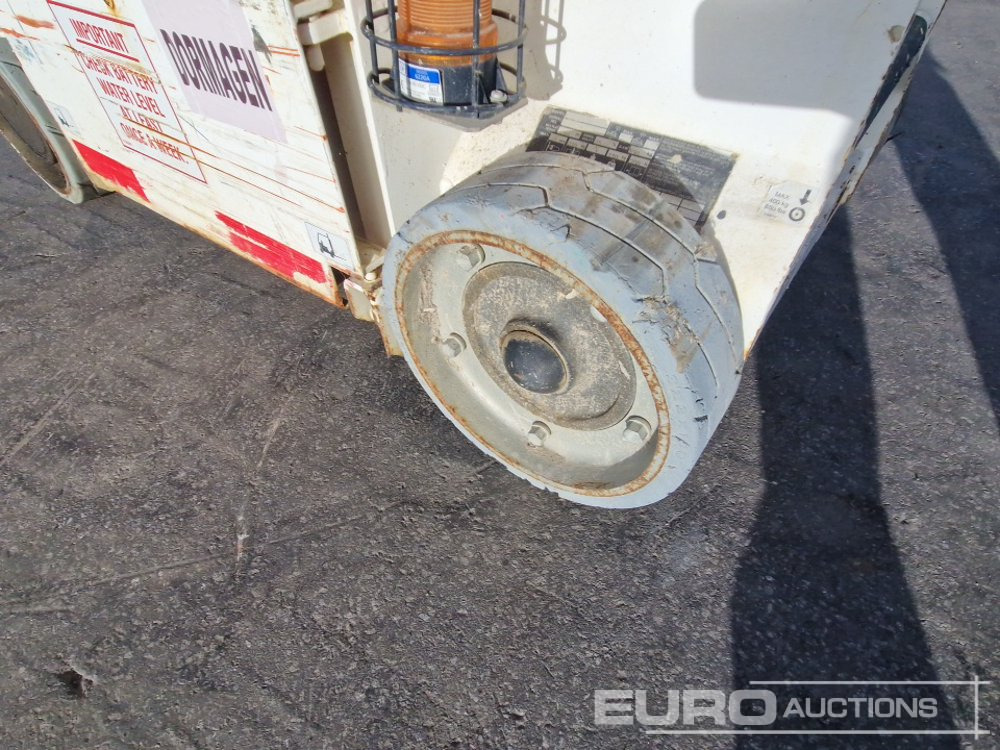 2014 JLG 1230ES - Plataforma de mástil vertical: foto 5 2014 JLG 1230ES - Plataforma de mástil vertical: foto 5