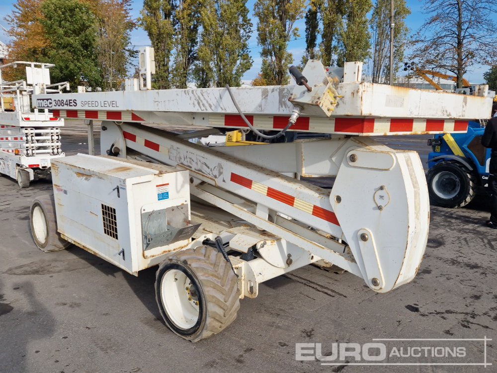 2015 JLG MEC3084ES - Plataforma de tijeras: foto 4 2015 JLG MEC3084ES - Plataforma de tijeras: foto 4