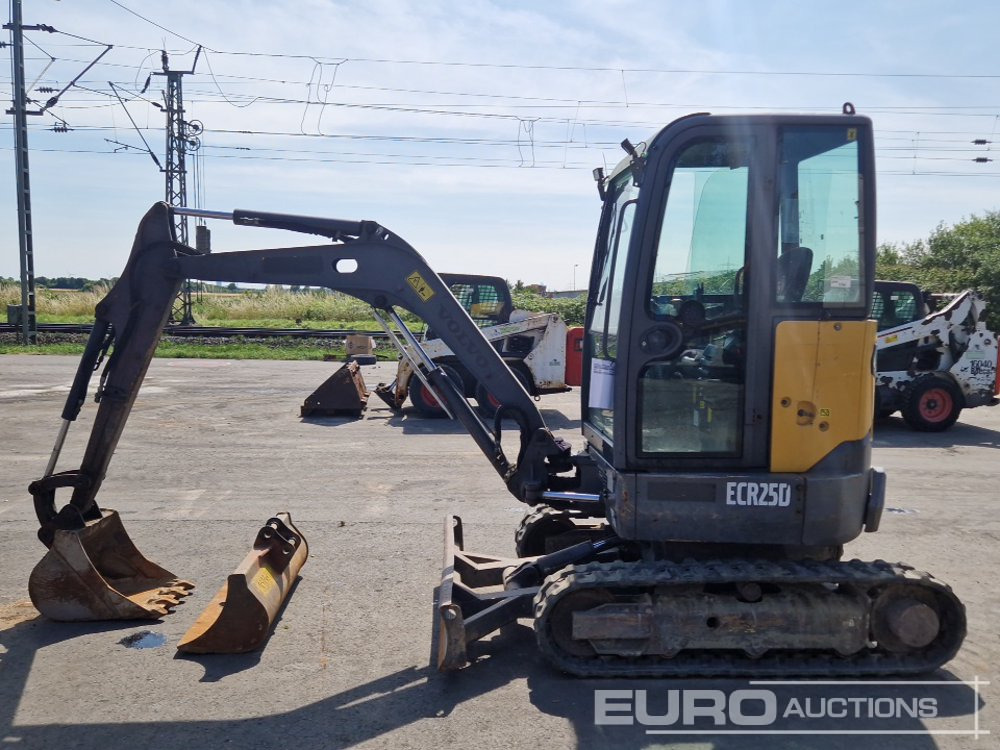 2015 Volvo ECR25D - Miniexcavadora: foto 2 2015 Volvo ECR25D - Miniexcavadora: foto 2
