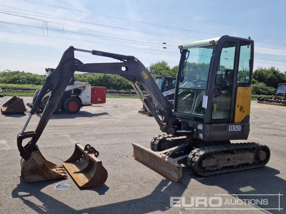 2015 Volvo ECR25D - Miniexcavadora: foto 1 2015 Volvo ECR25D - Miniexcavadora: foto 1