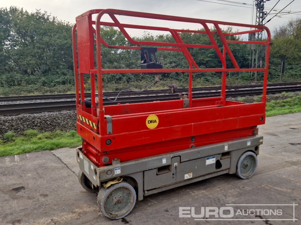 2016 Haulotte Compact 8 - Plataforma de tijeras: foto 1 2016 Haulotte Compact 8 - Plataforma de tijeras: foto 1