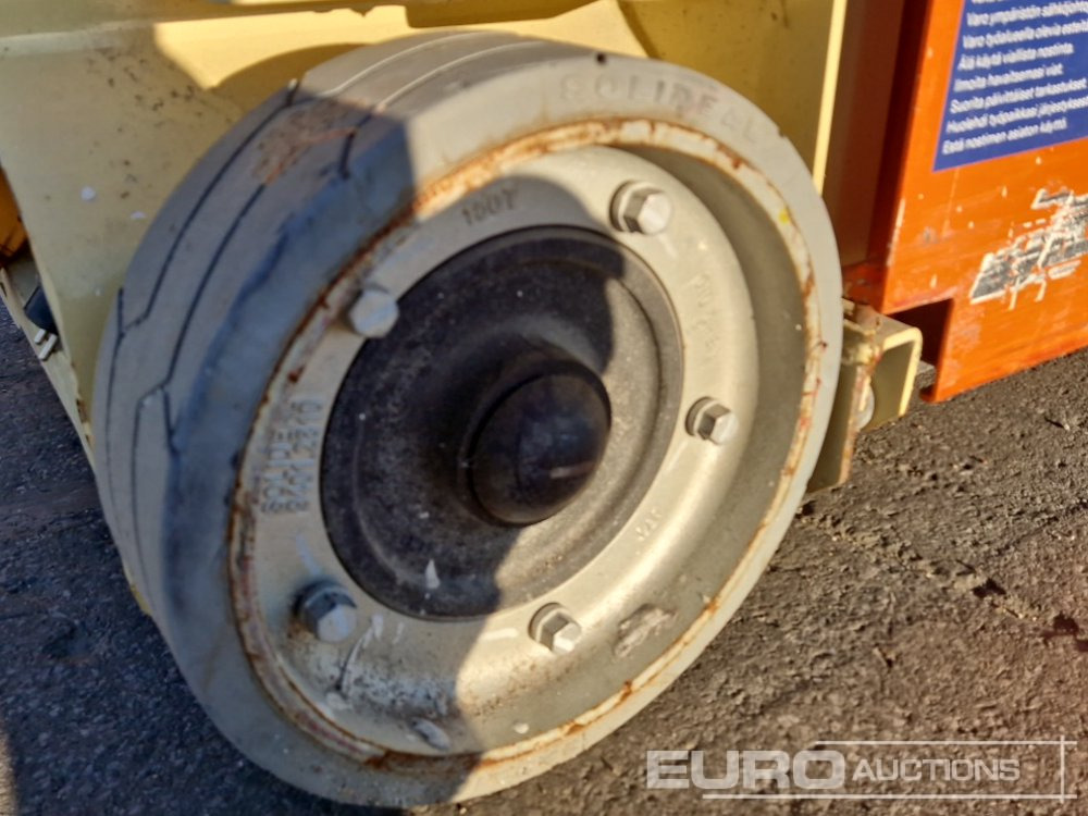 Plataforma de mástil vertical 2016 JLG 1230ES: foto 9 Plataforma de mástil vertical 2016 JLG 1230ES: foto 9