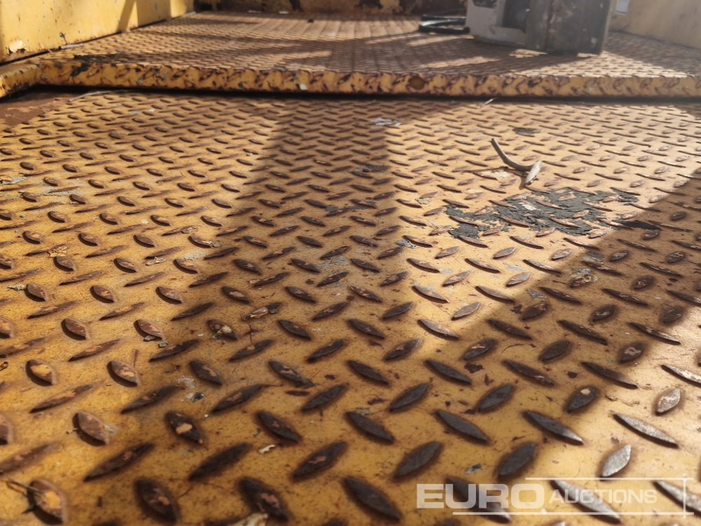 Plataforma de tijeras 2017 Haulotte Compact 12DX: foto 17 Plataforma de tijeras 2017 Haulotte Compact 12DX: foto 17