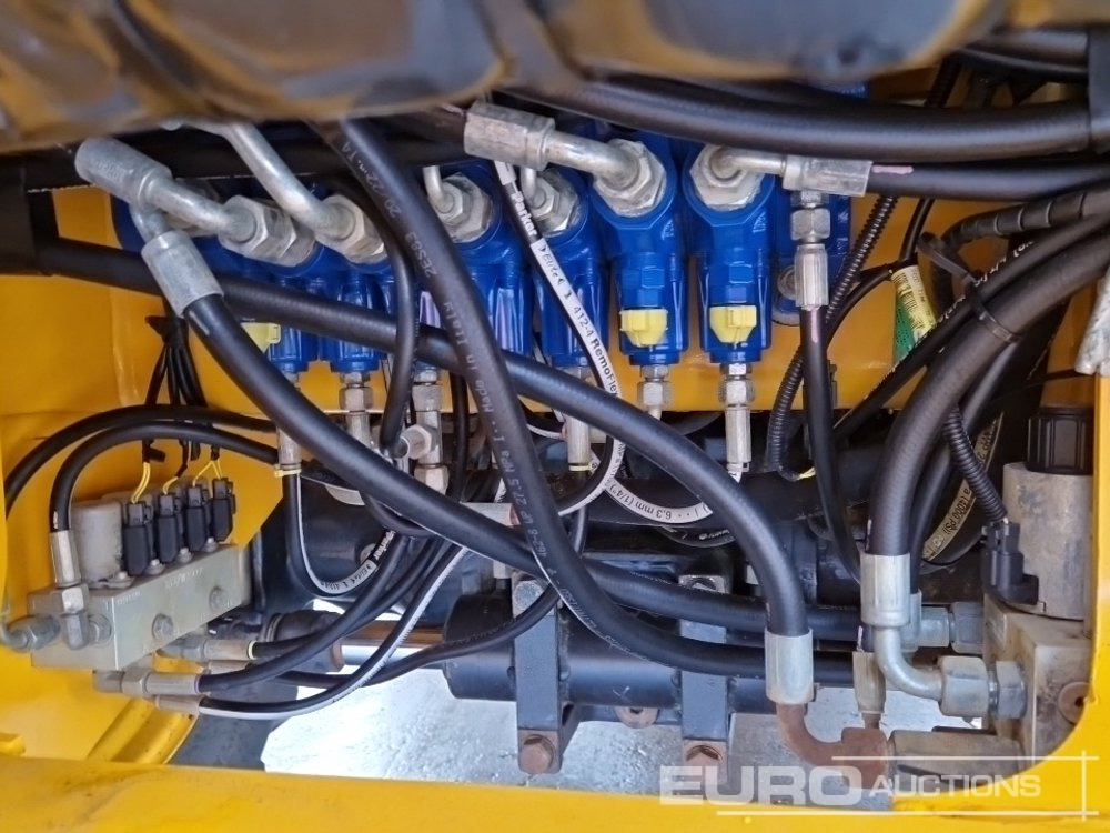 Retroexcavadora 2022 JCB 4CX: foto 23