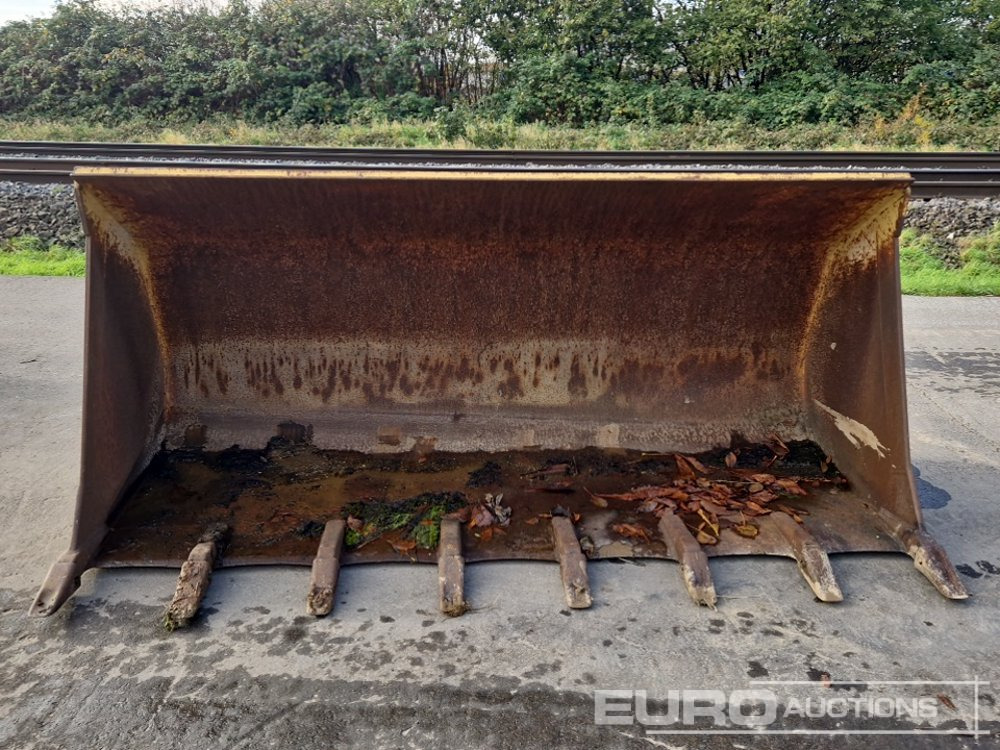 95" Front Loading Bucket to suit CAT - Cazo: foto 5 95" Front Loading Bucket to suit CAT - Cazo: foto 5