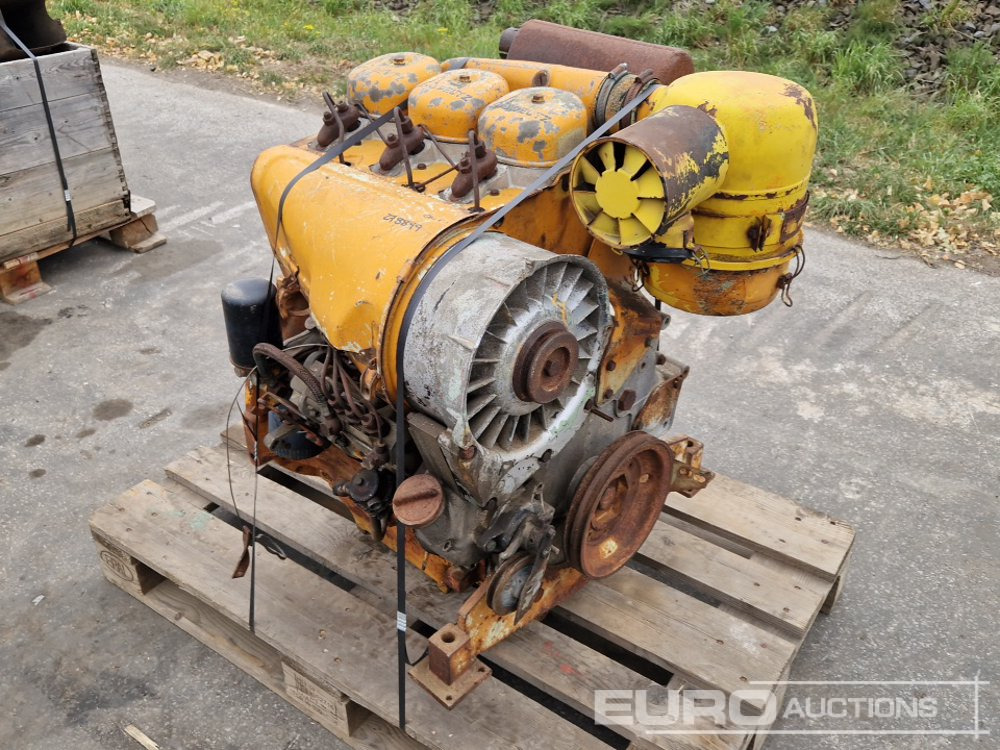 Deutz 3 Cylinder Diesel Engine - Motor: foto 2 Deutz 3 Cylinder Diesel Engine - Motor: foto 2