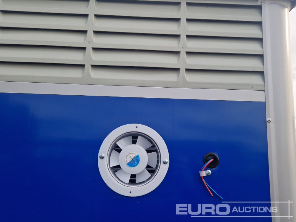 Contenedor marítimo Double Shower Container: foto 7 Contenedor marítimo Double Shower Container: foto 7