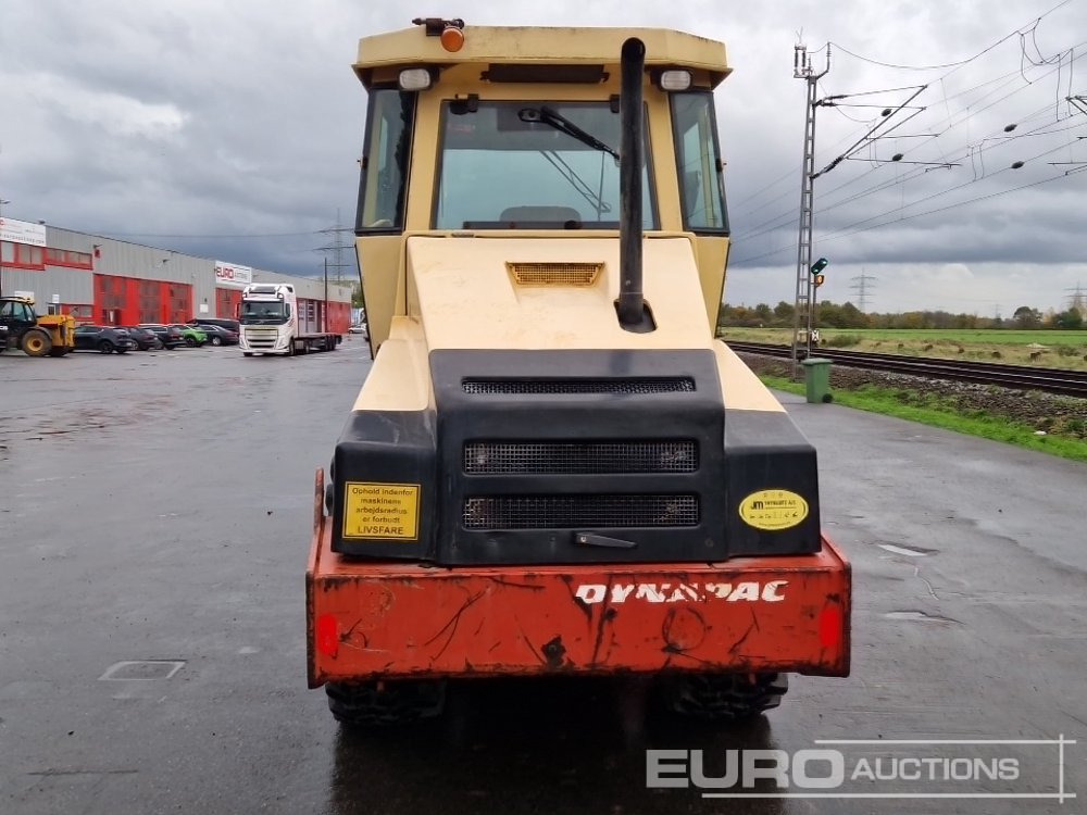 Dynapac CA152D/LN - Rodillo: foto 4 Dynapac CA152D/LN - Rodillo: foto 4