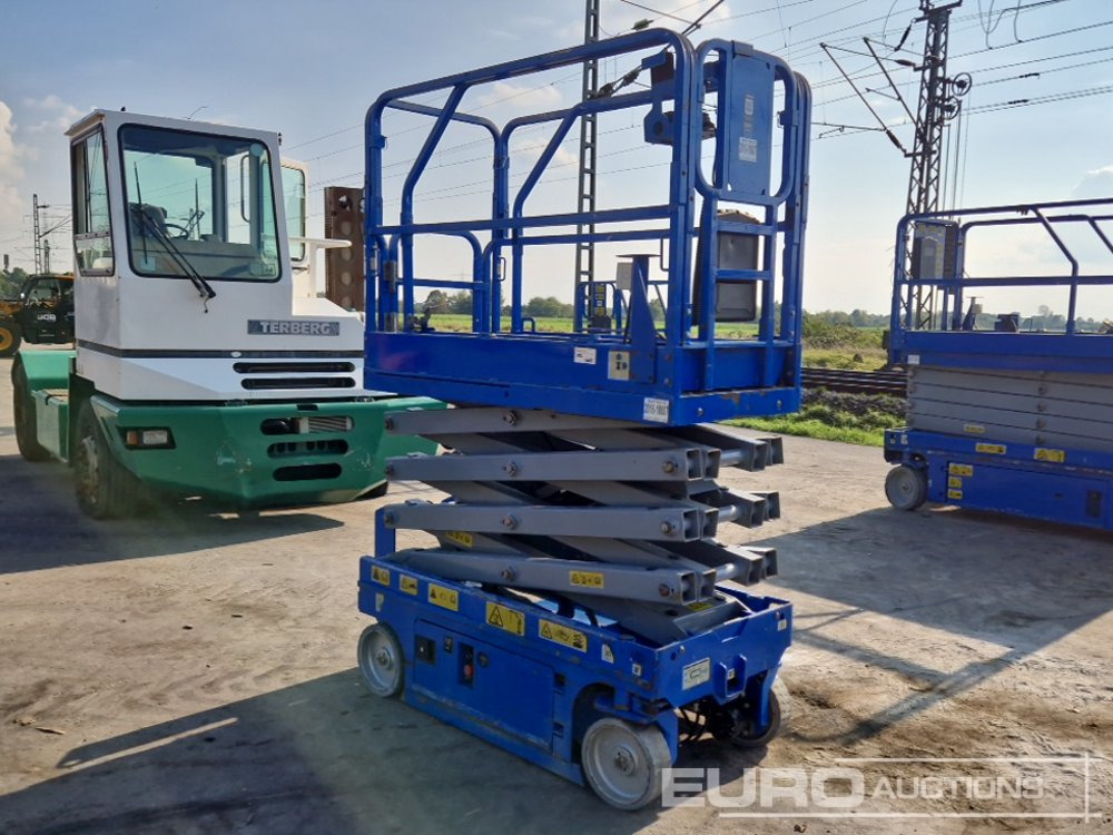 Hefei Yamei Electric Scissor Lift - Plataforma elevadora: foto 3 Hefei Yamei Electric Scissor Lift - Plataforma elevadora: foto 3