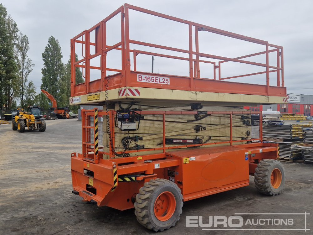 Holland Lift COMBISTAR B 165 EL25 - Plataforma elevadora: foto 4 Holland Lift COMBISTAR B 165 EL25 - Plataforma elevadora: foto 4