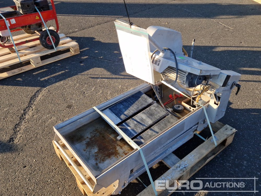 Husqvarna TS350E - Construcción de carreteras: foto 3 Husqvarna TS350E - Construcción de carreteras: foto 3