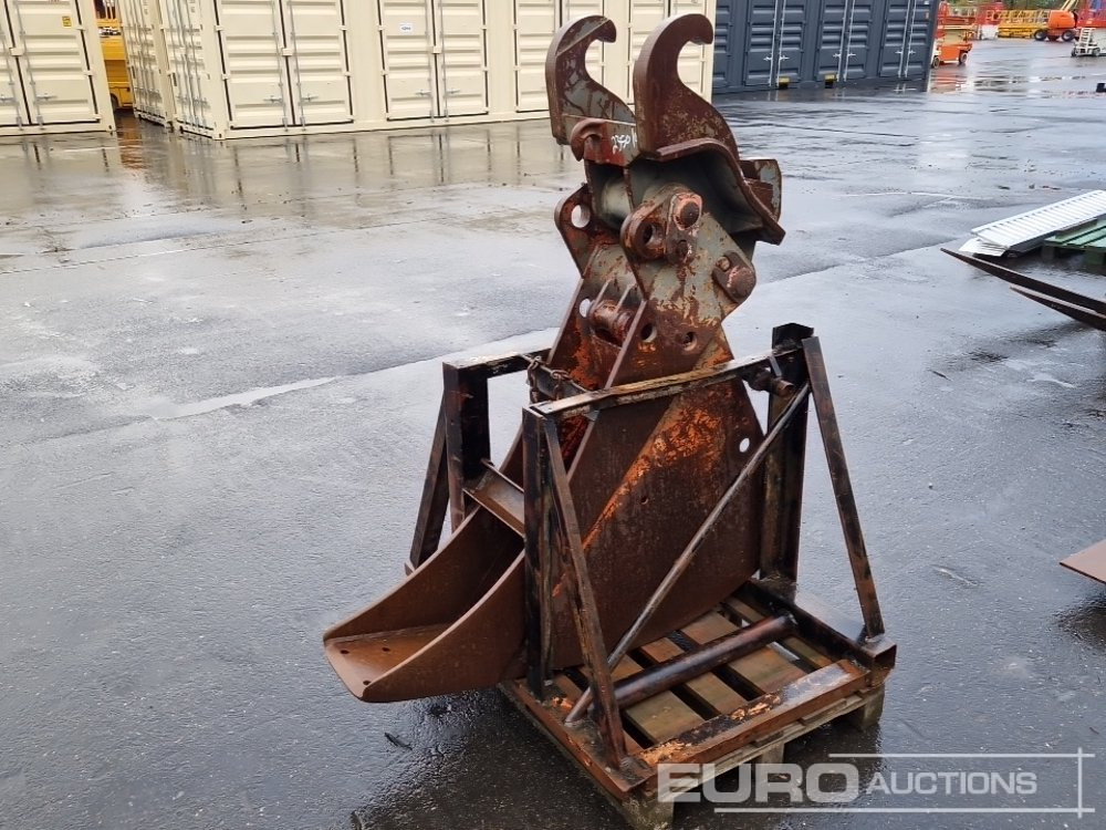Liebherr 14" Tip Out Digging Bucket - Cazo: foto 1 Liebherr 14" Tip Out Digging Bucket - Cazo: foto 1