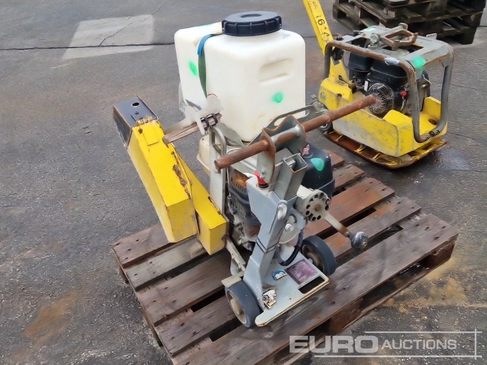 Lissmac COMPACTCUT 300P - Construcción de carreteras: foto 3 Lissmac COMPACTCUT 300P - Construcción de carreteras: foto 3