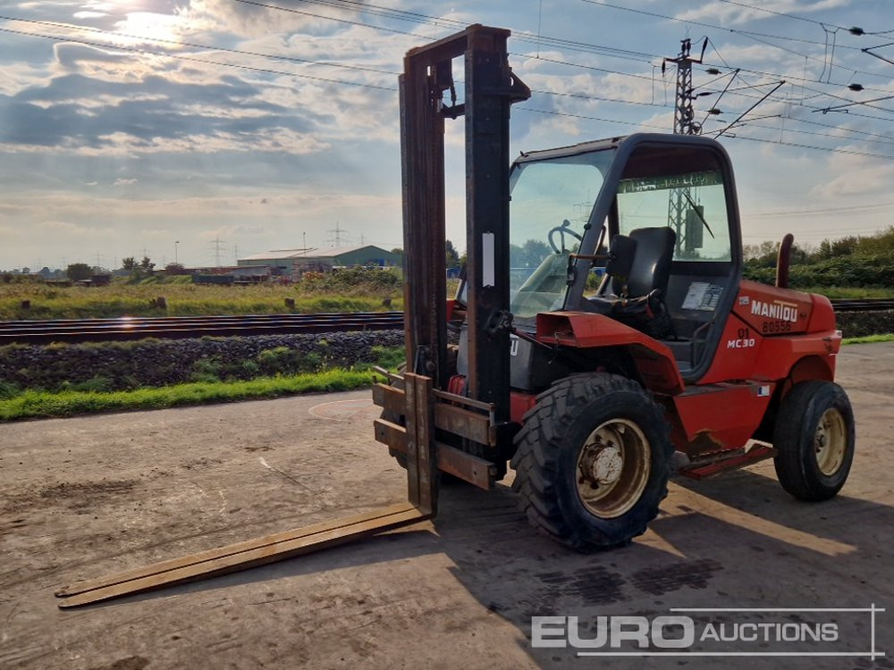 Manitou MC30 - Carretilla todo terreno: foto 1 Manitou MC30 - Carretilla todo terreno: foto 1