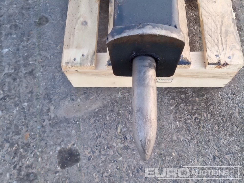 Mustang HM100 - Martillo hidráulico: foto 5 Mustang HM100 - Martillo hidráulico: foto 5