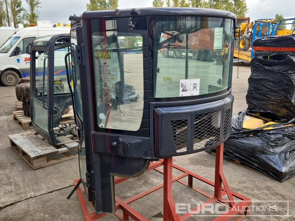 Cabin to suit Yanmar Excavator - Recambio para Excavadora: foto 2 Cabin to suit Yanmar Excavator - Recambio para Excavadora: foto 2