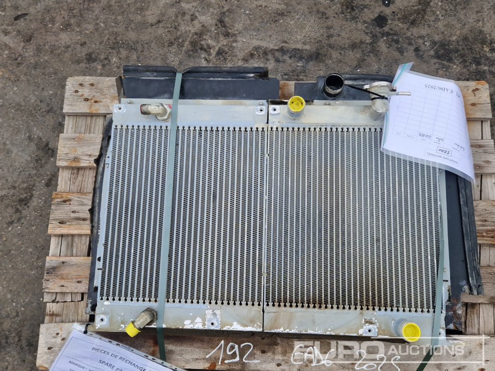 Radiator to suit Volvo ECR88D - Recambio para Excavadora: foto 5 Radiator to suit Volvo ECR88D - Recambio para Excavadora: foto 5