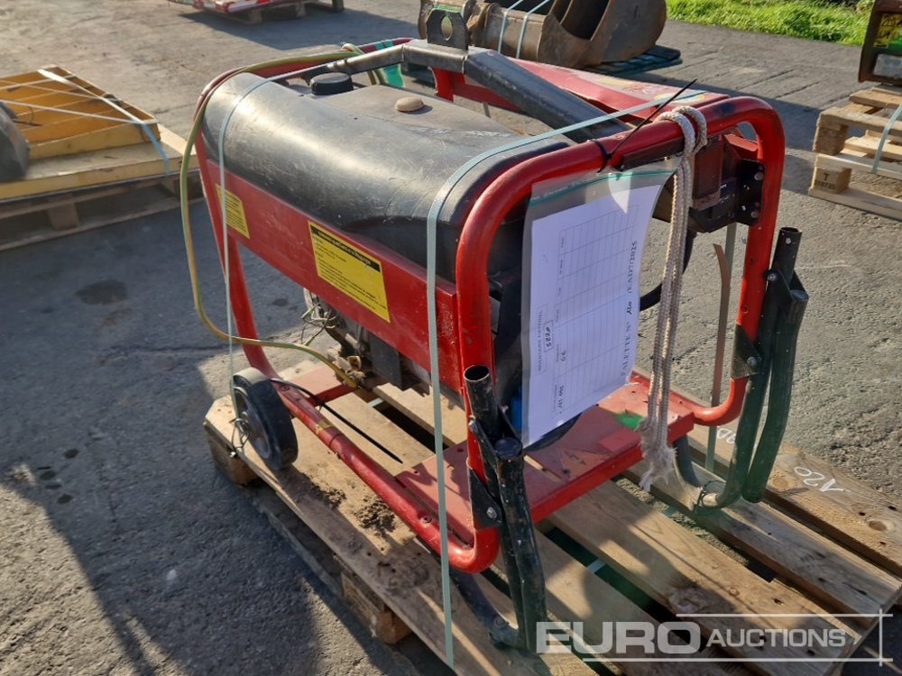 SDMO PERFORM 4500 XL - Generador industriale: foto 2 SDMO PERFORM 4500 XL - Generador industriale: foto 2