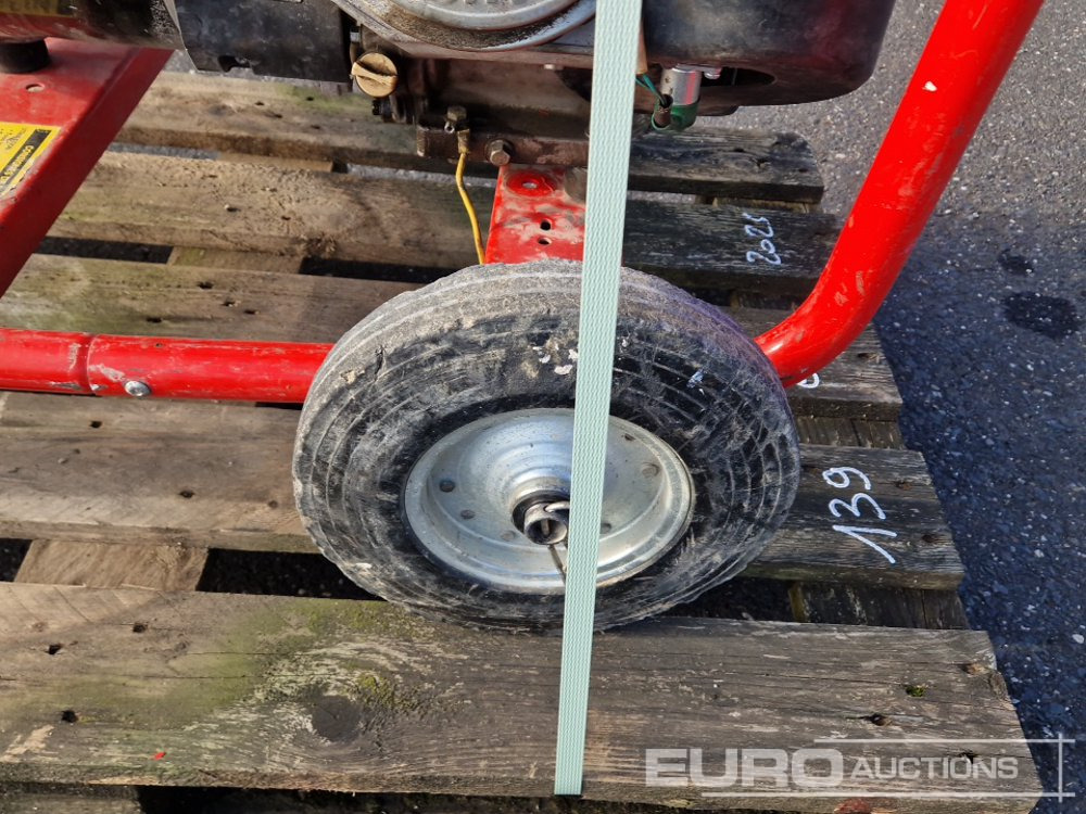 SDMO PERFORM 6500 XL - Generador industriale: foto 5 SDMO PERFORM 6500 XL - Generador industriale: foto 5