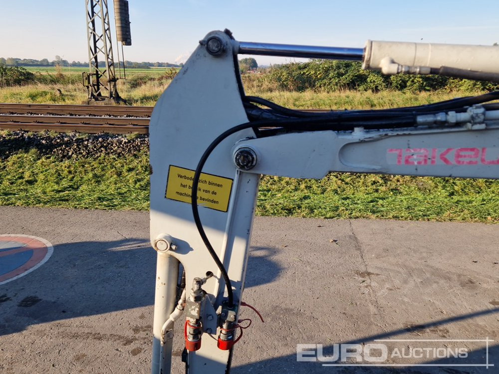 Miniexcavadora Takeuchi TB016: foto 16