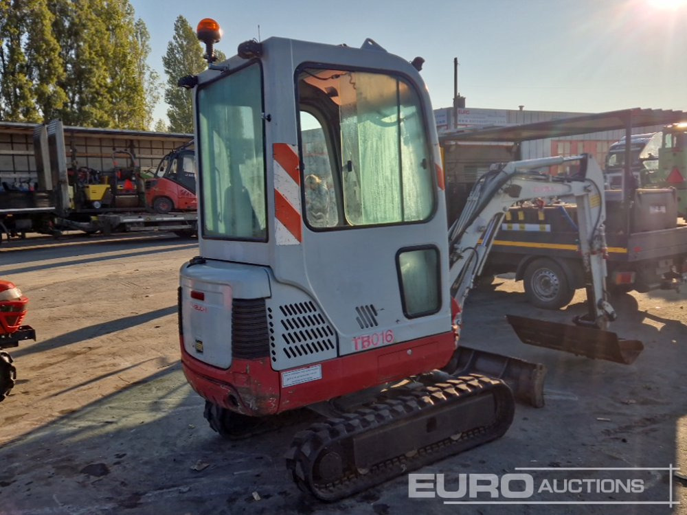 Miniexcavadora Takeuchi TB016: foto 6