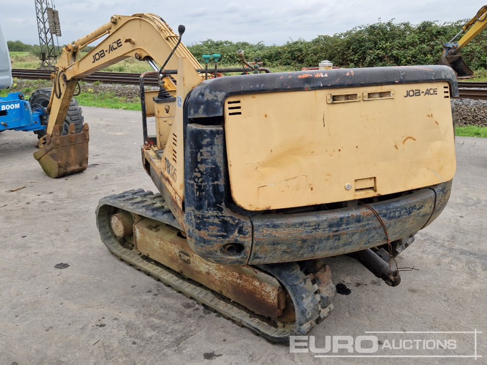 Takeuchi TB025 - Miniexcavadora: foto 3 Takeuchi TB025 - Miniexcavadora: foto 3