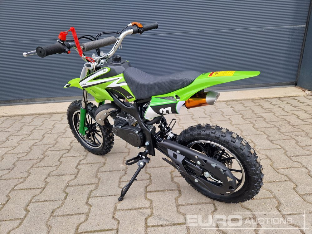 Unused DIRTBIKE 50R-D705 49CC Kids Petrol Motorbike, Automatic - Cuadrimoto: foto 4 Unused DIRTBIKE 50R-D705 49CC Kids Petrol Motorbike, Automatic - Cuadrimoto: foto 4