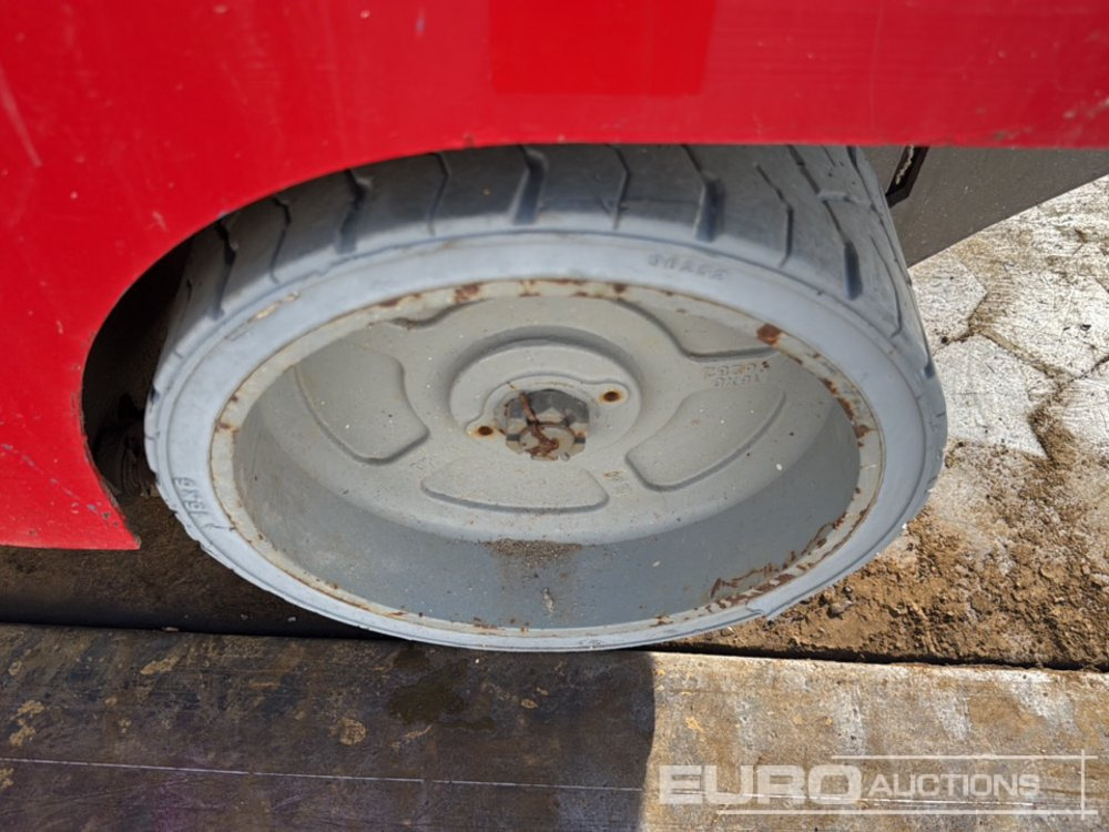 Plataforma de tijeras 2012 Genie GS-2032: foto 12 Plataforma de tijeras 2012 Genie GS-2032: foto 12