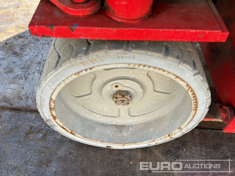 Plataforma de tijeras 2012 Genie GS-2032: foto 11 Plataforma de tijeras 2012 Genie GS-2032: foto 11