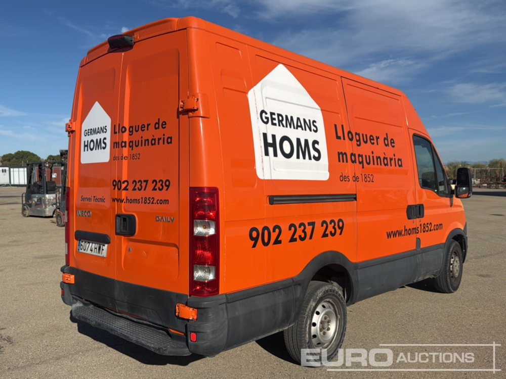 2014 Iveco Daily 35 S13 - Furgón: foto 5 2014 Iveco Daily 35 S13 - Furgón: foto 5