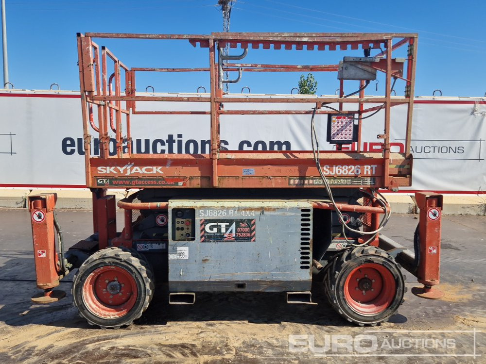 2015 SkyJack SJ6826RT - Plataforma elevadora: foto 2 2015 SkyJack SJ6826RT - Plataforma elevadora: foto 2