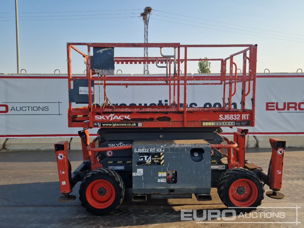 2016 SkyJack SJ6832RT - Plataforma elevadora: foto 2 2016 SkyJack SJ6832RT - Plataforma elevadora: foto 2