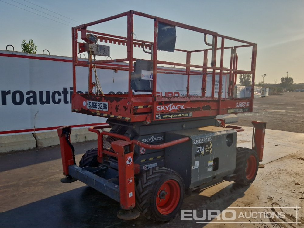 2016 SkyJack SJ6832RT - Plataforma elevadora: foto 1 2016 SkyJack SJ6832RT - Plataforma elevadora: foto 1