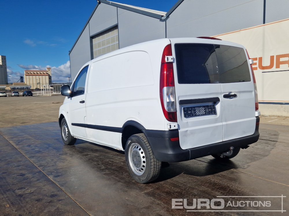 2006 Mercedes Benz VITO 109 CDI - Furgoneta: foto 3 2006 Mercedes Benz VITO 109 CDI - Furgoneta: foto 3