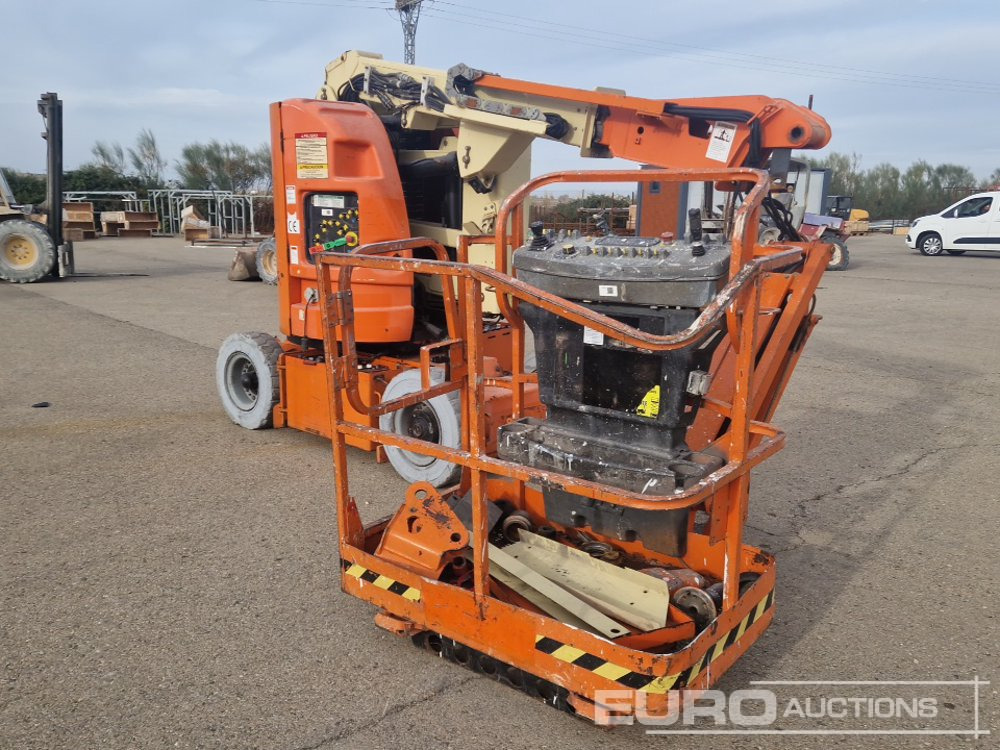 JLG E300AJP - Plataforma articulada: foto 3 JLG E300AJP - Plataforma articulada: foto 3