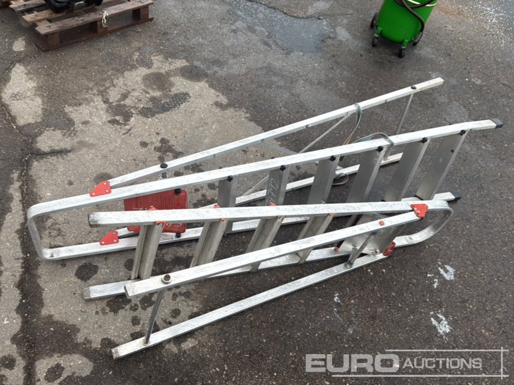 Manual Ladder (2 of) - Equipo de construcción: foto 4 Manual Ladder (2 of) - Equipo de construcción: foto 4