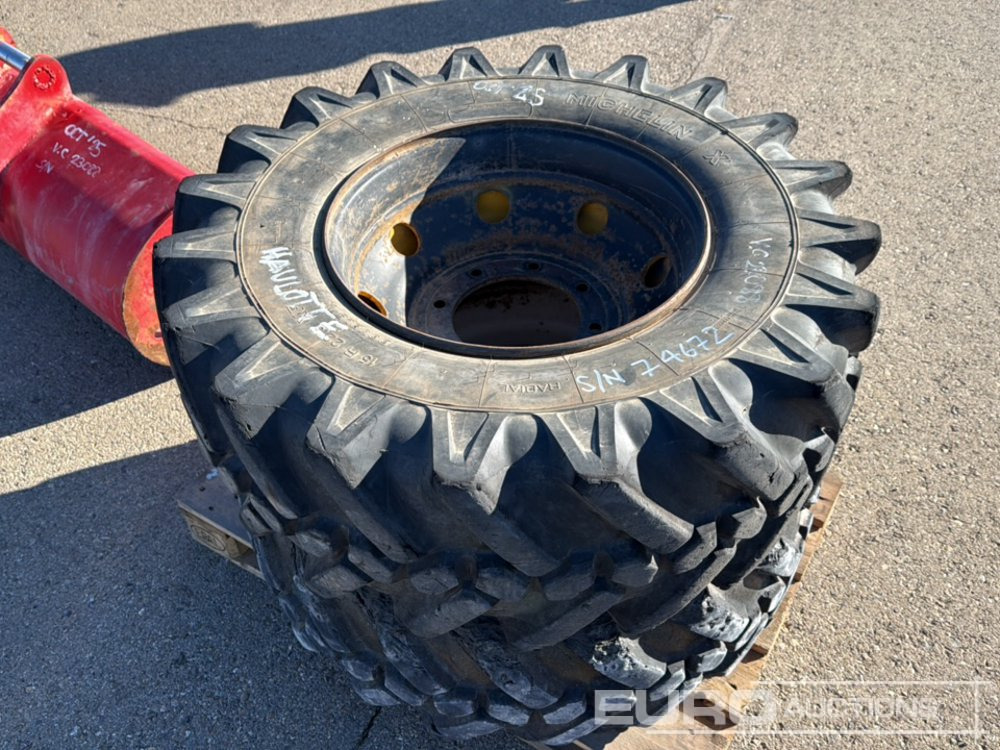 Michelin 15R 22.5XF Tyres & Rim to suit Haulotte HA20/25 (2 of) - Neumático: foto 2 Michelin 15R 22.5XF Tyres & Rim to suit Haulotte HA20/25 (2 of) - Neumático: foto 2