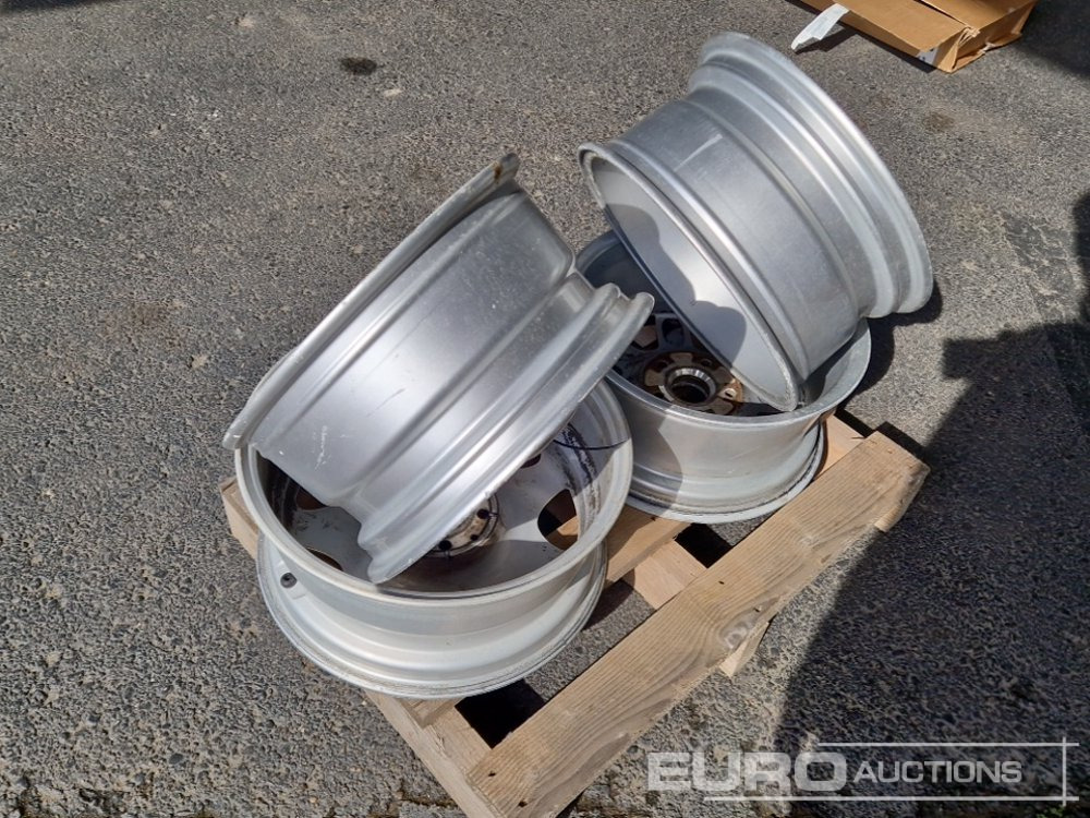 Pallet of 16" Rims (4 of) / Llantas - Neumático: foto 5 Pallet of 16" Rims (4 of) / Llantas - Neumático: foto 5