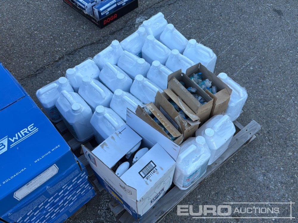 Pallet of Assorted Cleaning Supplies (Desinfectant & Descaler) - Equipo de construcción: foto 4 Pallet of Assorted Cleaning Supplies (Desinfectant & Descaler) - Equipo de construcción: foto 4