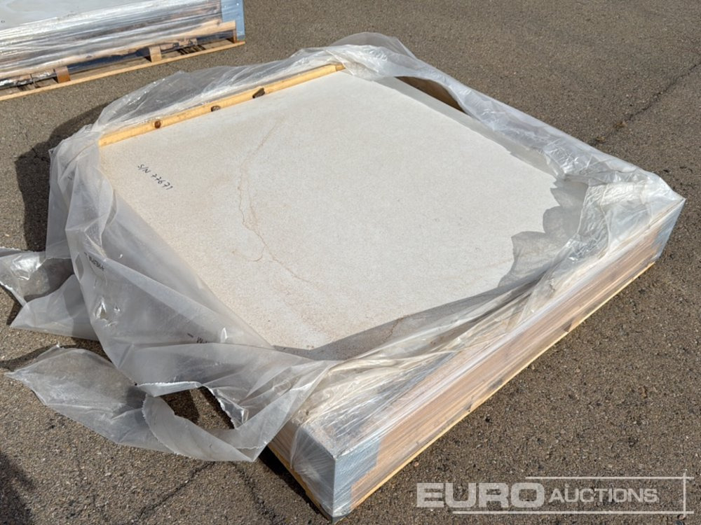 Pallet of Tiles 1,60 x 1,60m (20 Pieces 51.2m2) - Equipo de construcción: foto 2 Pallet of Tiles 1,60 x 1,60m (20 Pieces 51.2m2) - Equipo de construcción: foto 2