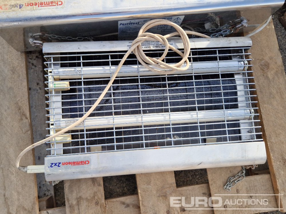 Pestwest Insect Control Units - Equipo de construcción: foto 5 Pestwest Insect Control Units - Equipo de construcción: foto 5