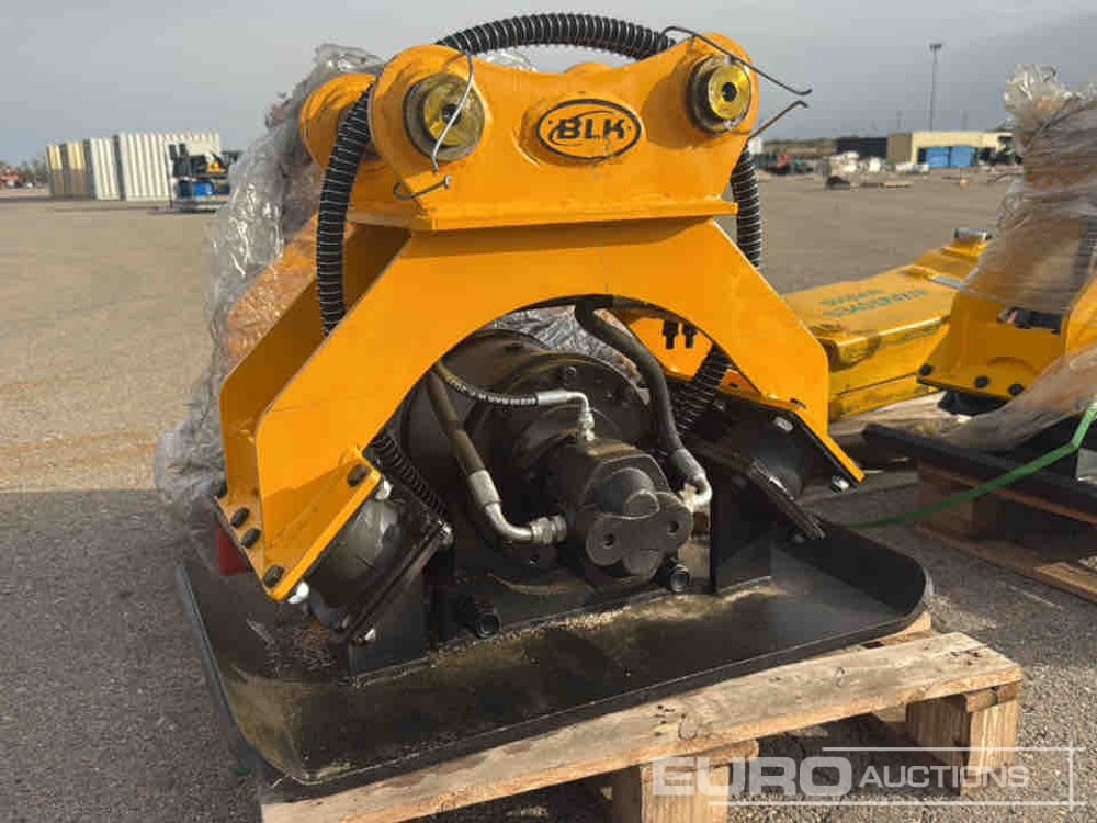 Unused BLK 04 - Martillo hidráulico: foto 1 Unused BLK 04 - Martillo hidráulico: foto 1