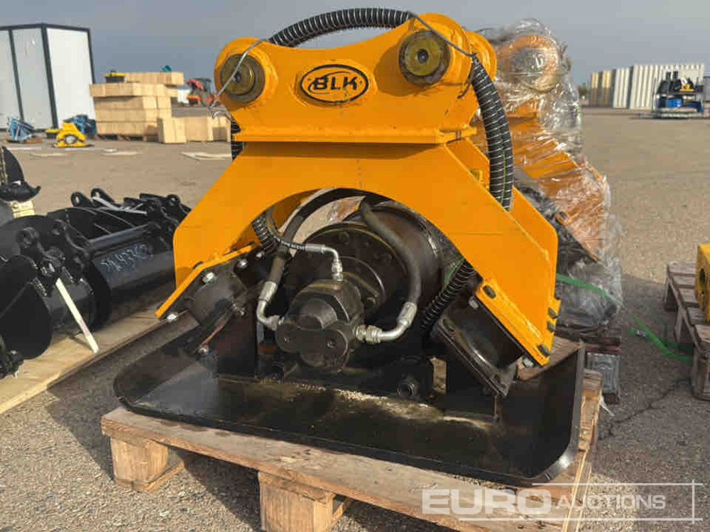 Unused BLK 04 - Martillo hidráulico: foto 2 Unused BLK 04 - Martillo hidráulico: foto 2