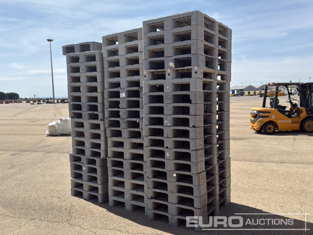 Various European Plastic Pallets (800mm x 1200mm) - Equipo de construcción: foto 2 Various European Plastic Pallets (800mm x 1200mm) - Equipo de construcción: foto 2